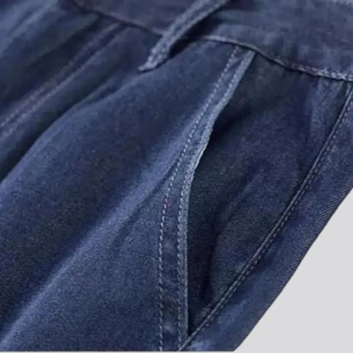 Dark-wash loose jeans
 for women