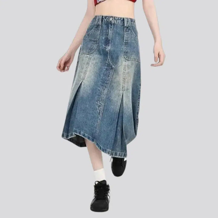 Medium-wash sanded women's jeans skirt