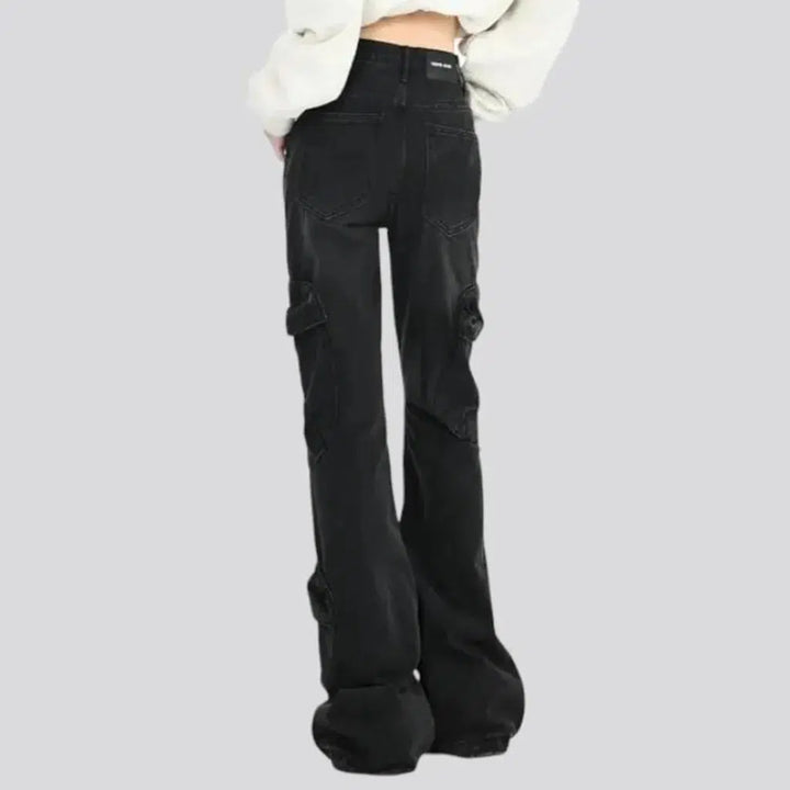 Flared floor-length jeans
 for ladies