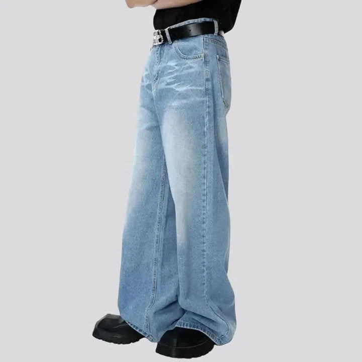 High-waist men's 90s jeans