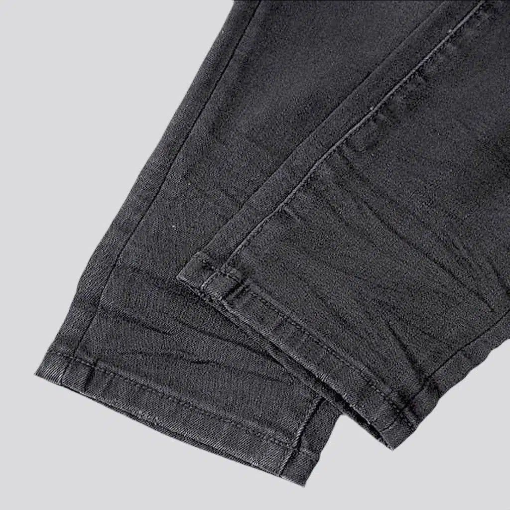 Mid-waist black jeans
 for men