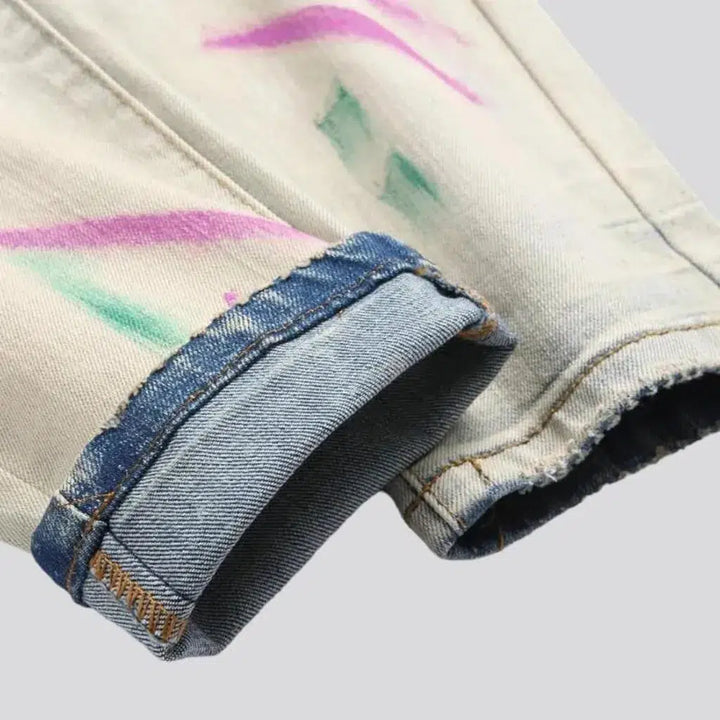 Mid-waist distressed jeans