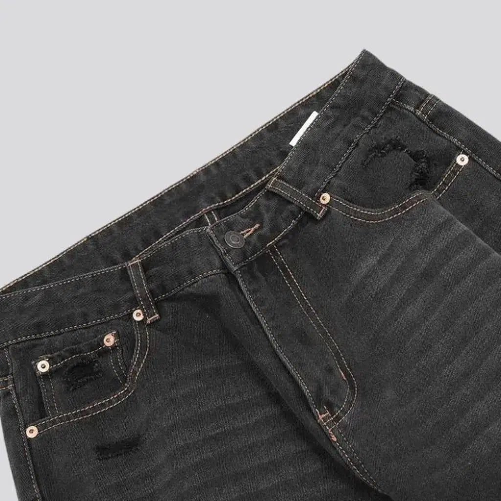 Distressed men's straight jeans
