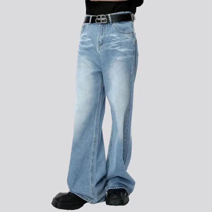High-waist men's 90s jeans