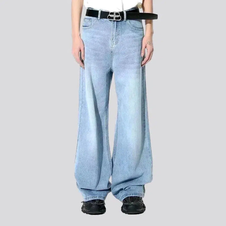 Sanded men's fashion jeans