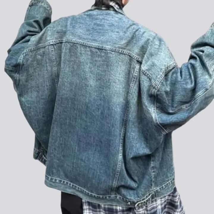 Street medium-wash jeans jacket
 for men