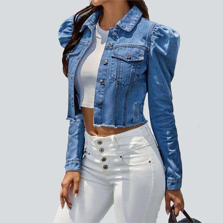 Short women's jeans jacket