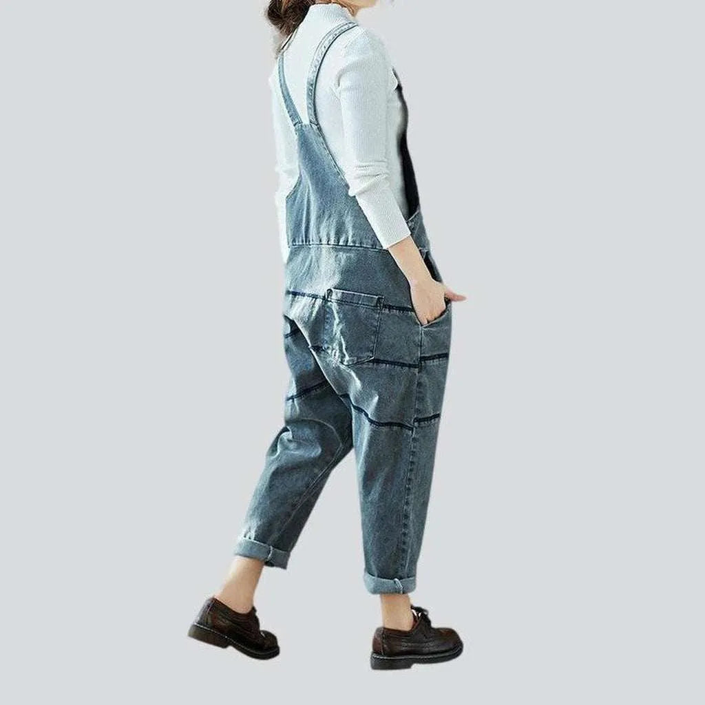 Women's denim jumpsuit with lines