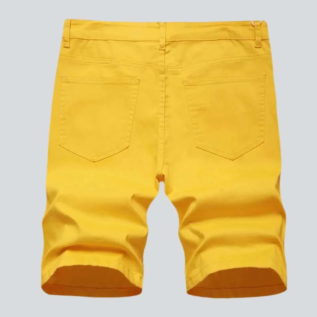 Color distressed men's denim shorts