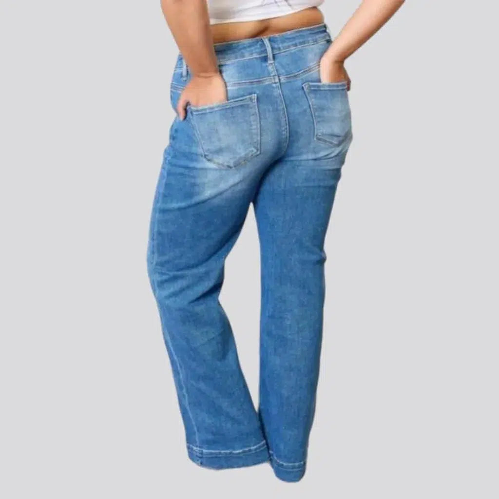 Women's plus-size jeans