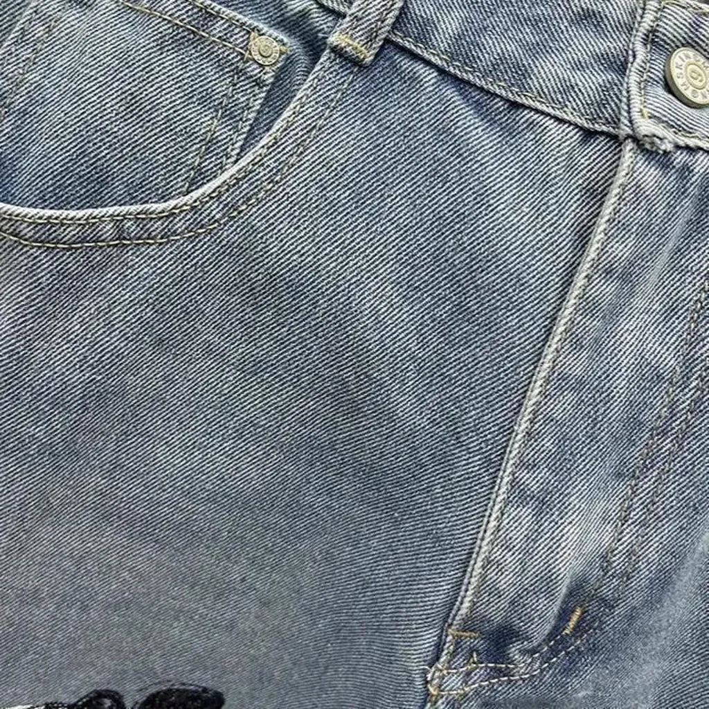 Baggy cartoon-print jeans
 for ladies