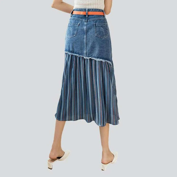 Pleated women's denim skirt