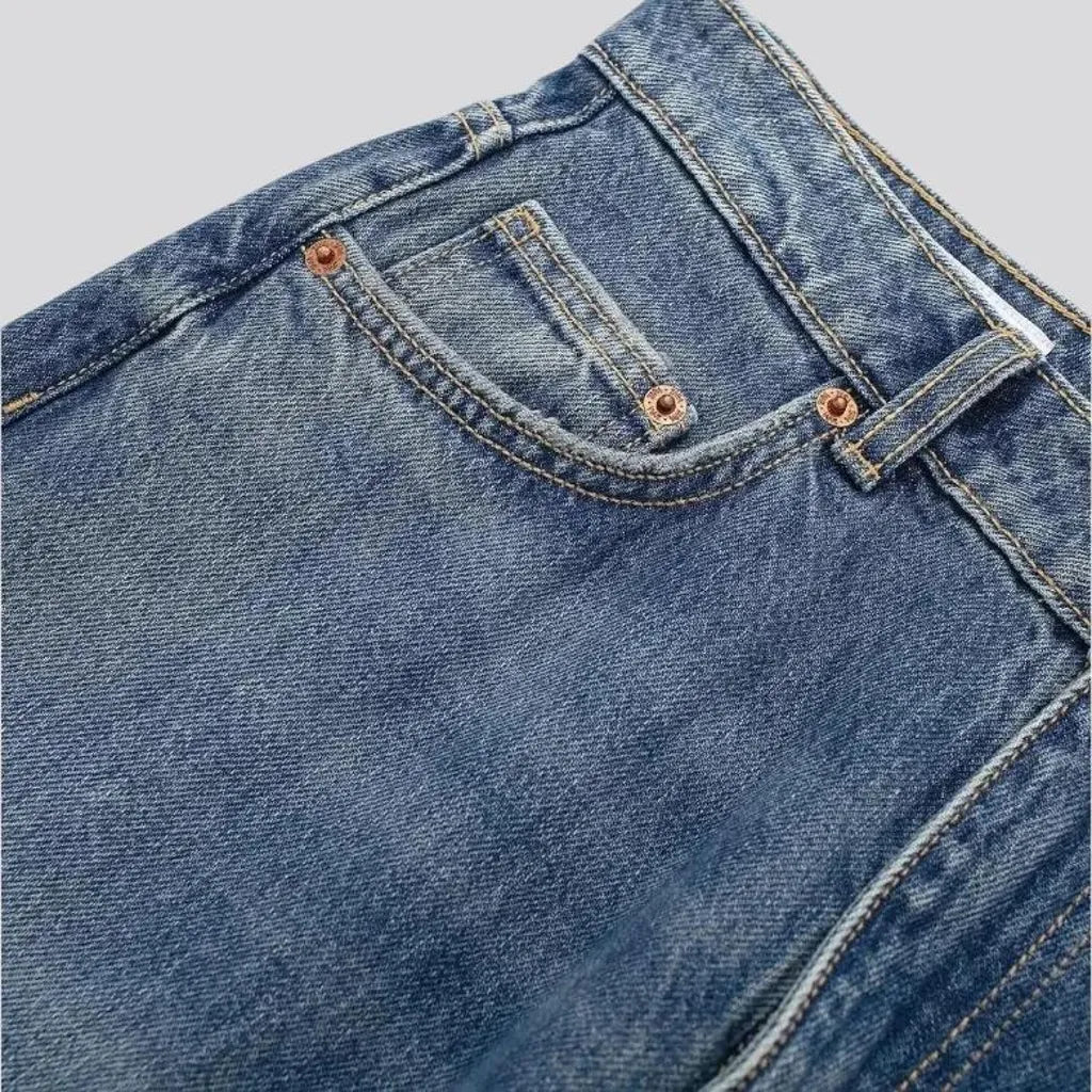 Sanded 90s style jeans for ladies