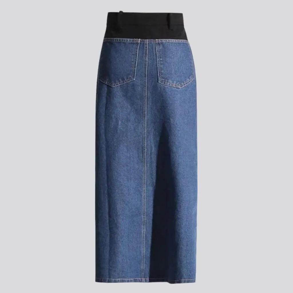 Front-slit women's jean skirt