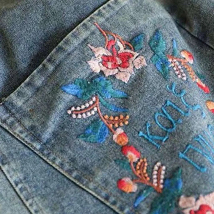 Embroidered ripped women's denim skirt