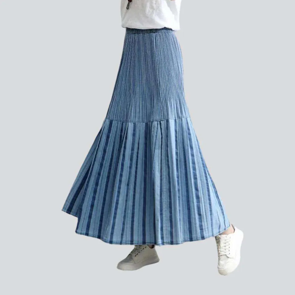 Pleated light blue denim skirt