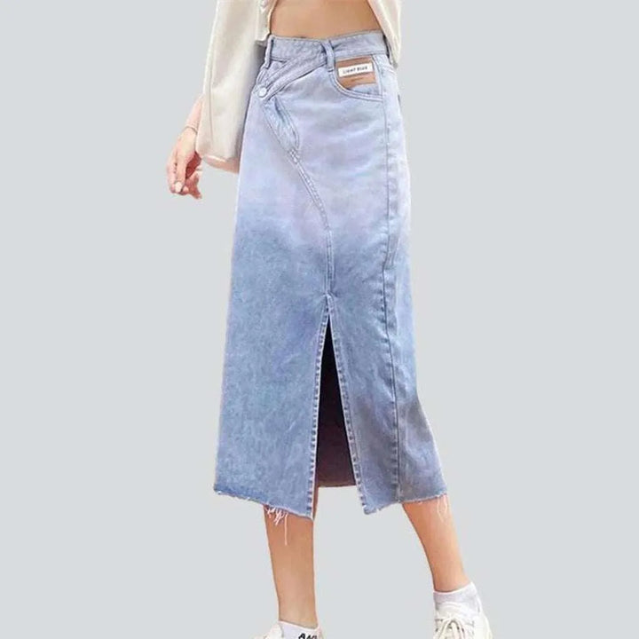 Contrast color slit denim skirt