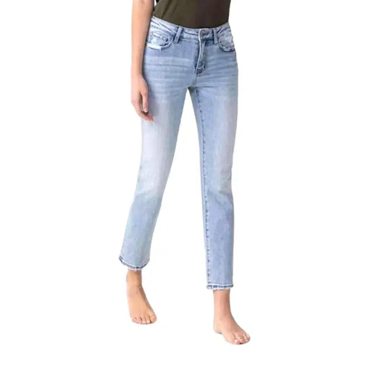 Casual ankle-length jeans
 for ladies