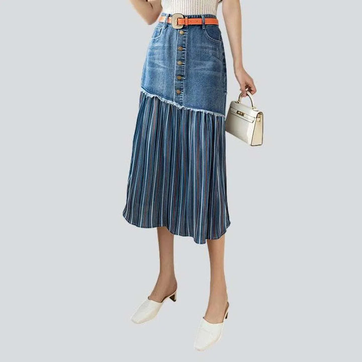 Pleated women's denim skirt