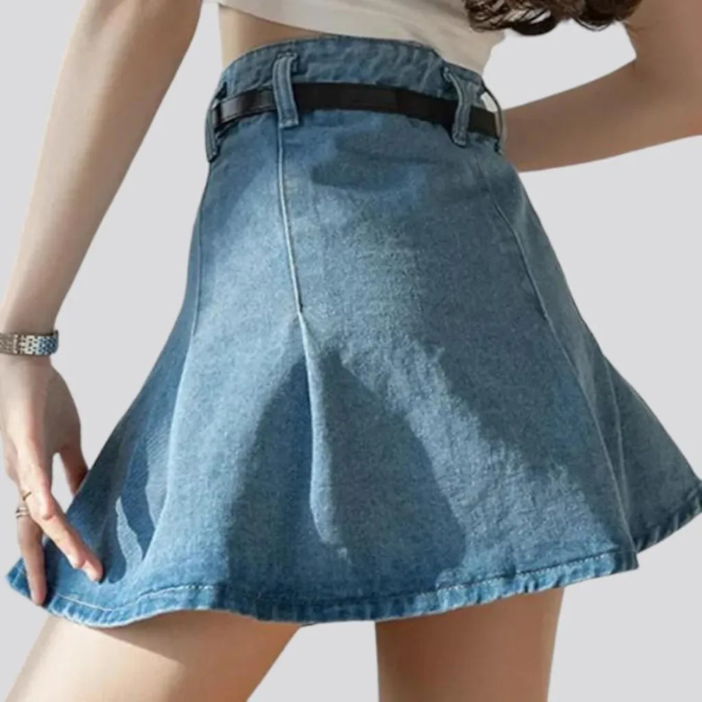 Light-wash mini women's jean skirt