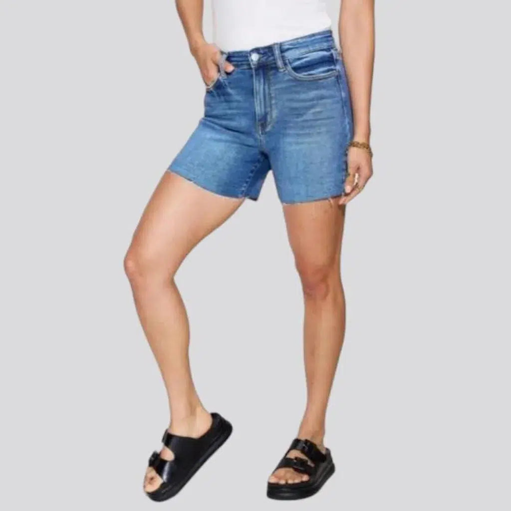 Slim women's jeans shorts
