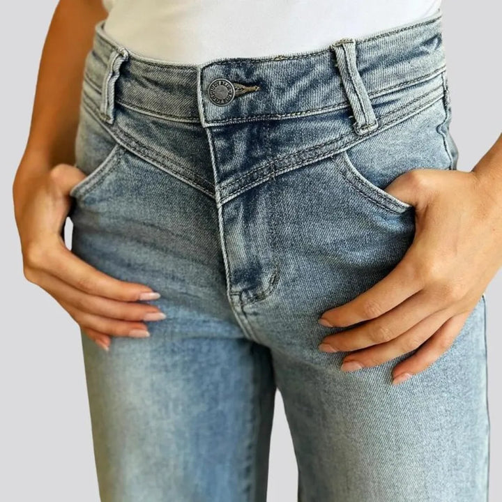 Light-wash women's sanded jeans