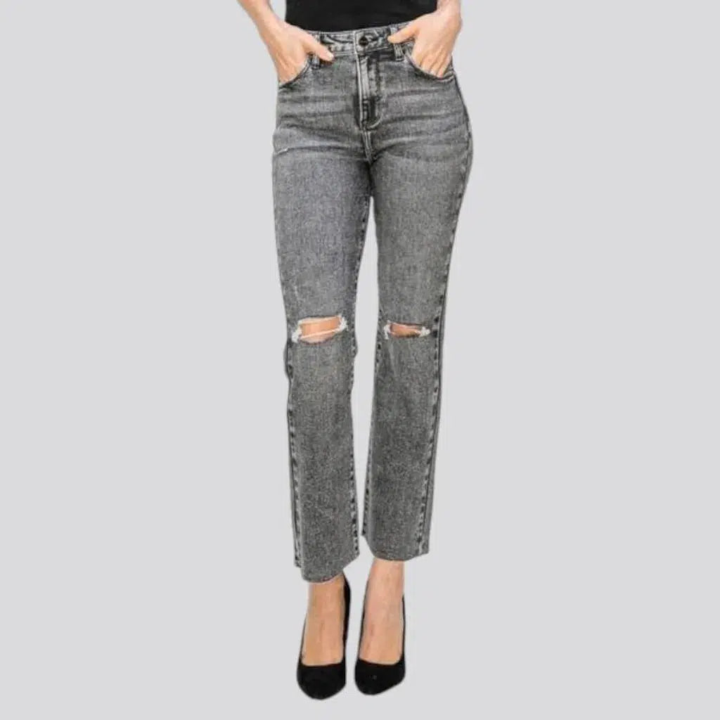 Ripped-knees women's street jeans