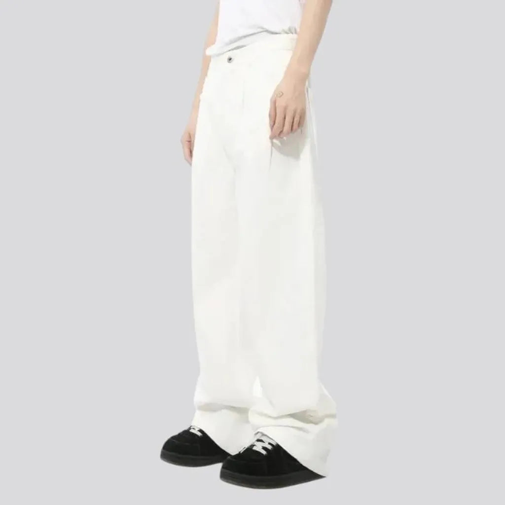 Monochrome straight cut fashion men's jeans