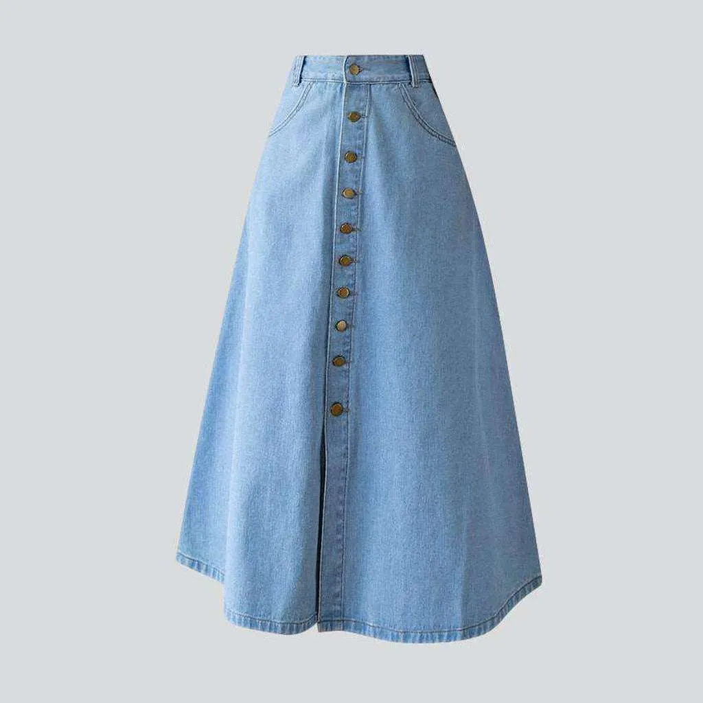 Buttons-down flare denim skirt