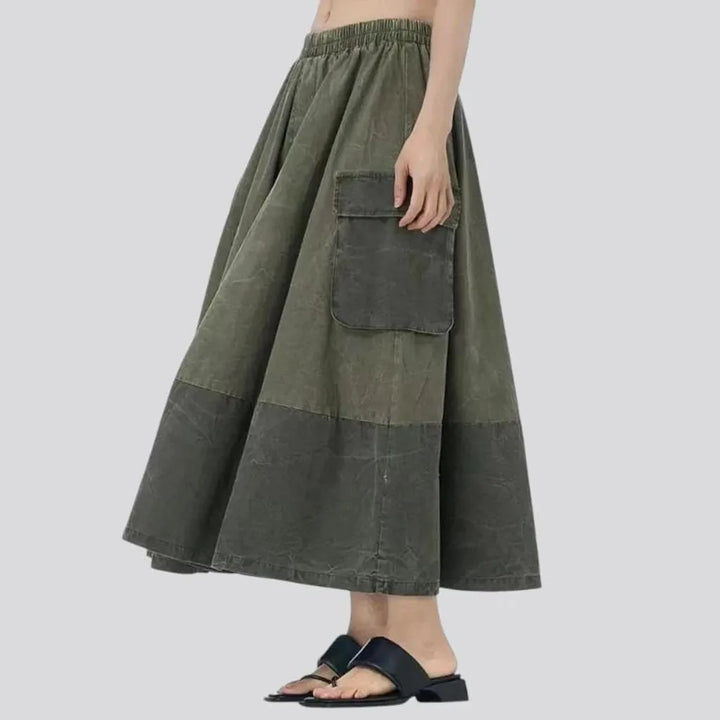 Maxi length elastic fit jeans skirt