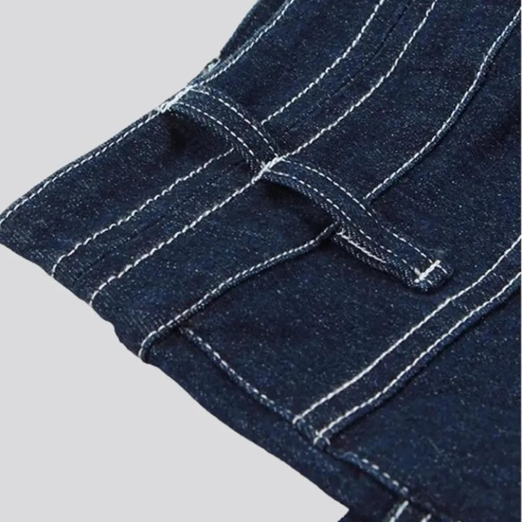 Exposed-pockets jean shorts