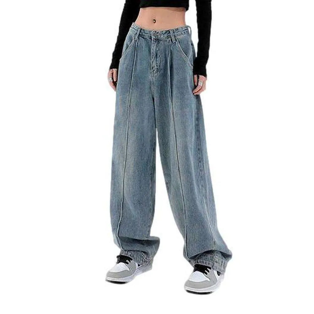 Front seam women's baggy jeans