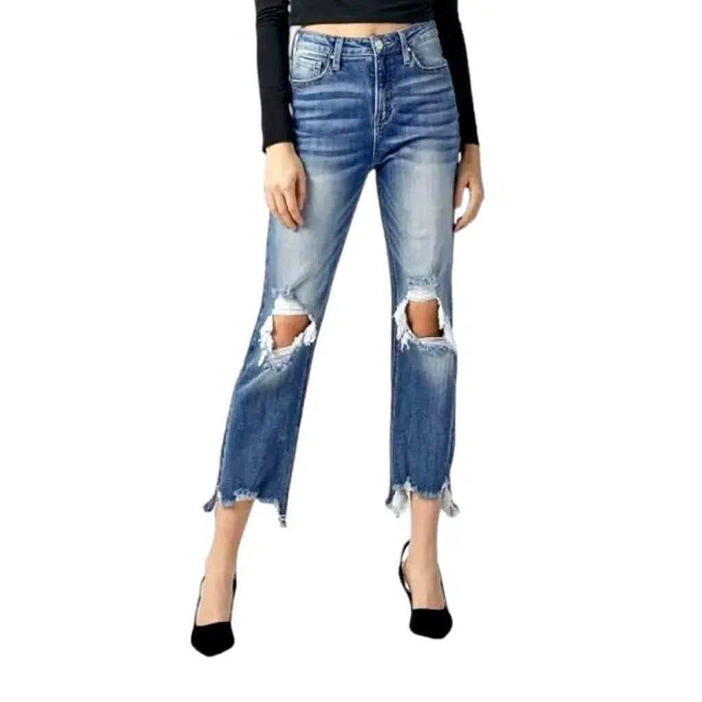 Grunge women's cropped jeans