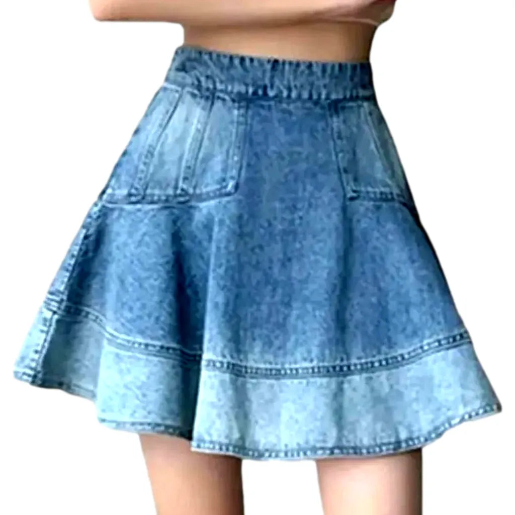 Light-wash denim skirt
 for ladies