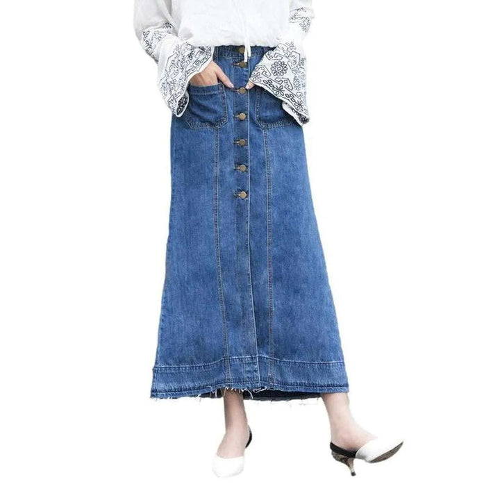 Long buttoned denim skirt
