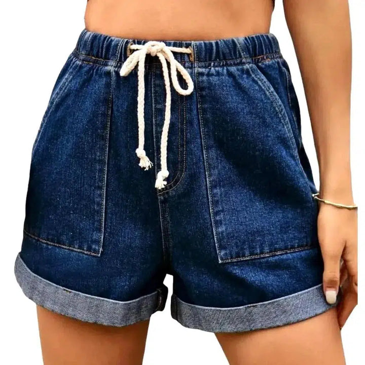 Loose stonewashed jean shorts
 for women
