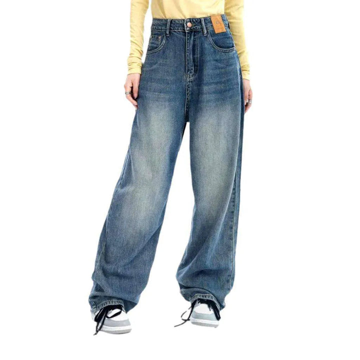 Medium-wash jeans
 for ladies