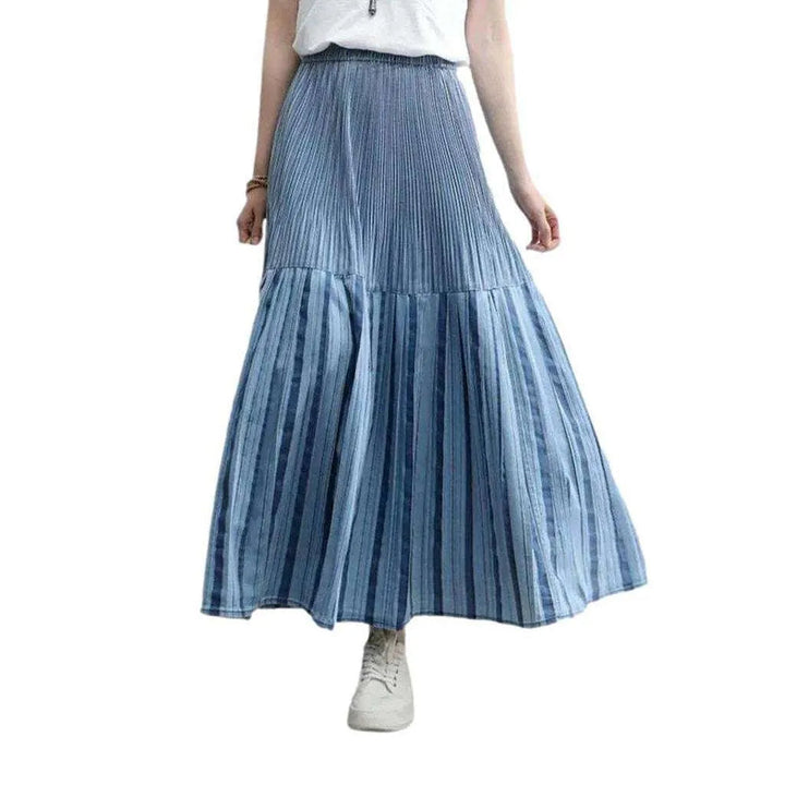 Pleated light blue denim skirt
