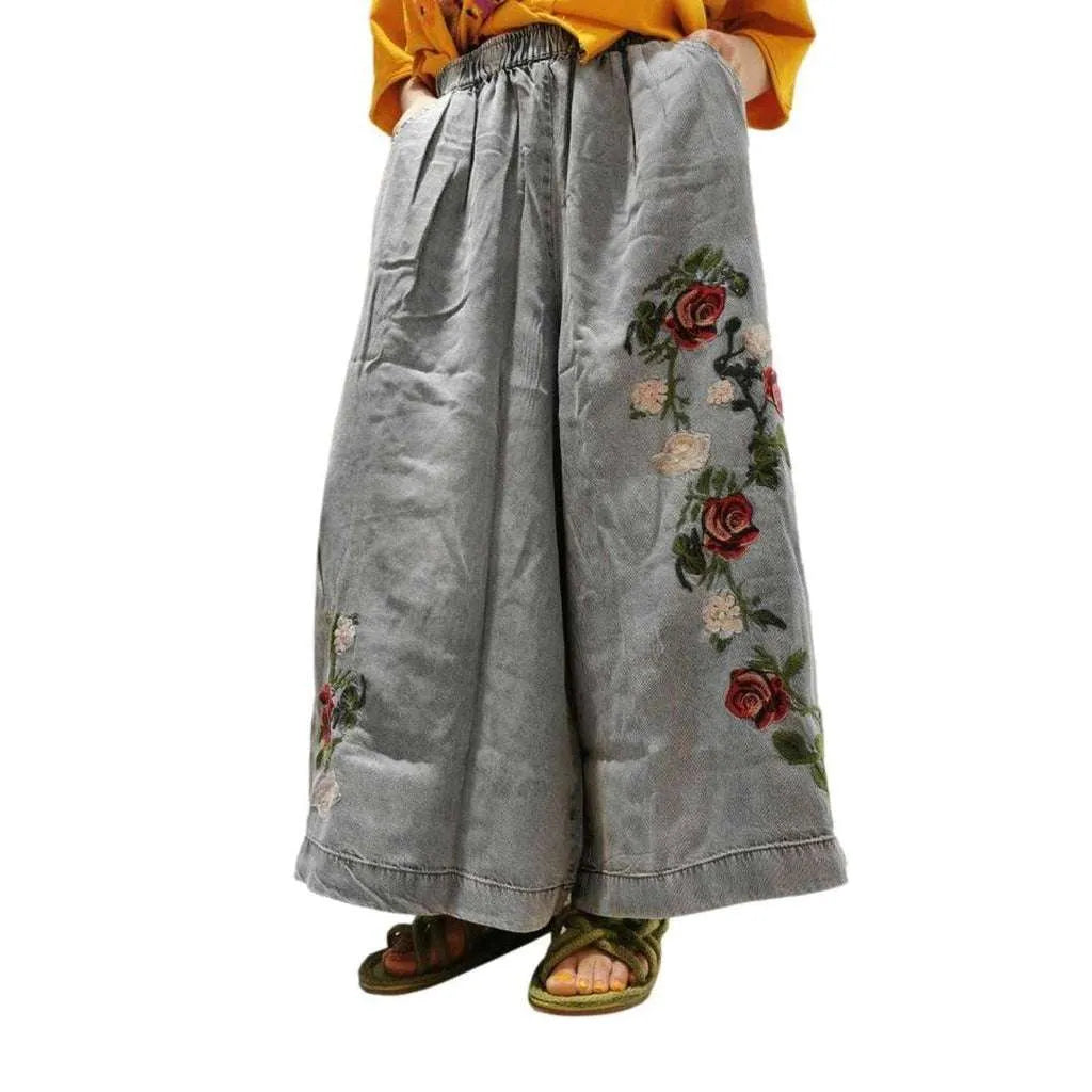 Rose embroidery women's culottes jeans