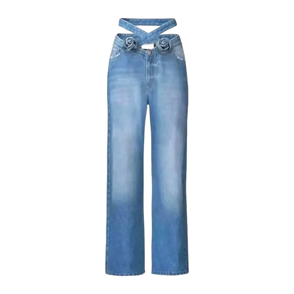 Sanded women's belt-waistline jeans