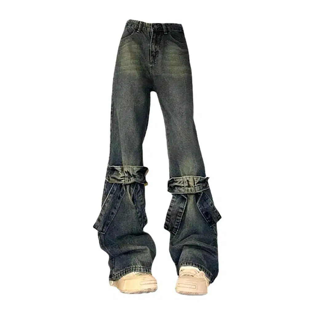Sanded women's embroidered jeans