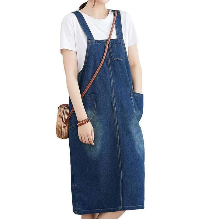 Simple sleeveless women's denim dress