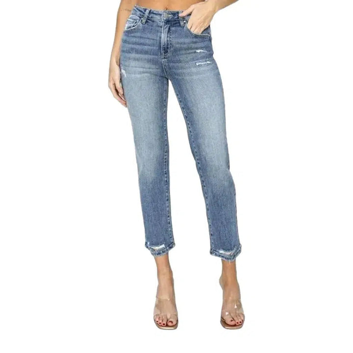Slim women's light-wash jeans