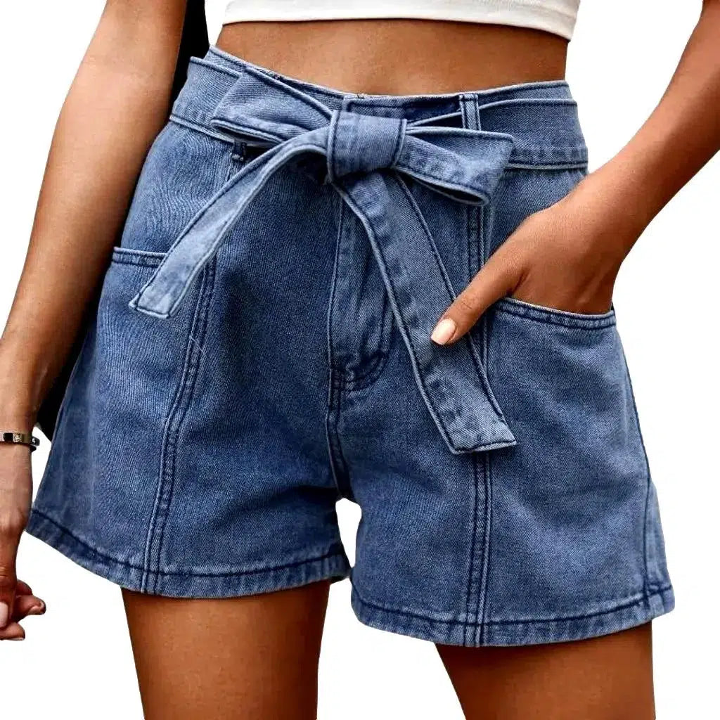Stonewashed wide-leg denim shorts
 for ladies
