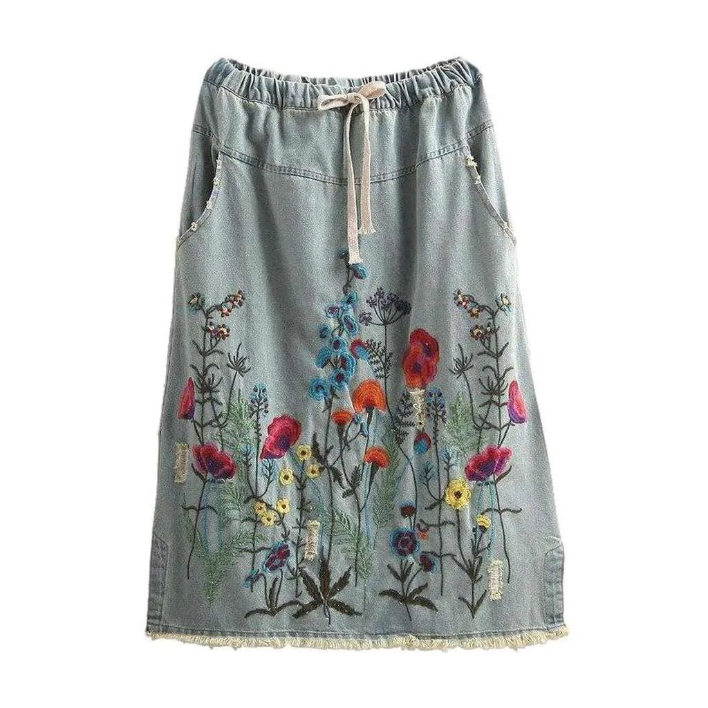 Street fashion embroidered long skirt