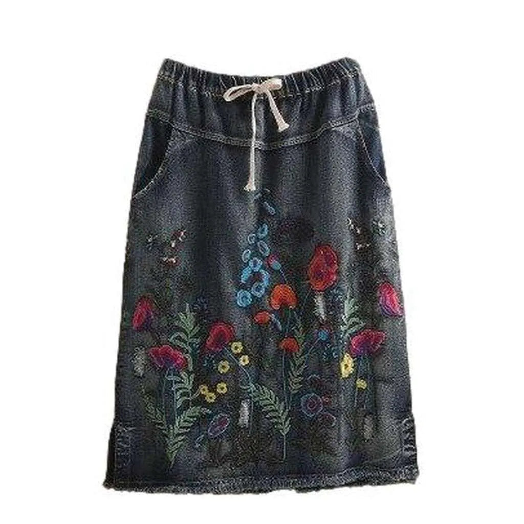 Street fashion embroidered long skirt