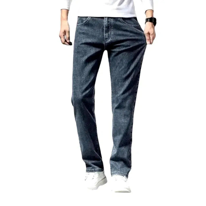 Stretchy men's tapered jeans